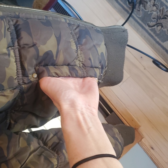 Snobbish Collection Camo Heavy Lined Sz. M Jacket w Hood & Pockets - Picture 7 of 14